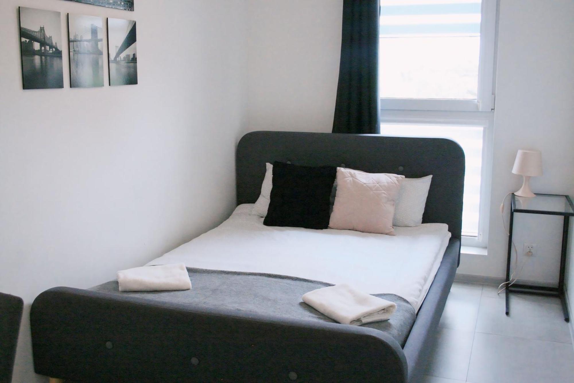 Apartament Nero Lägenhet Stary Toruń Exteriör bild